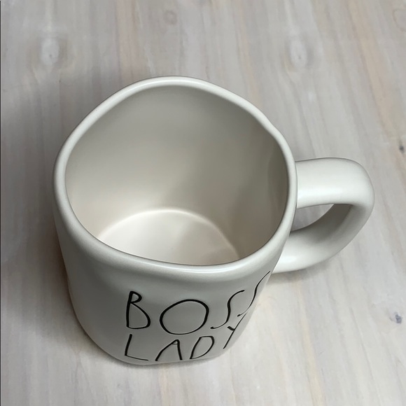 ⭐️ NEW RAE DUNN “BOSS LADY” COFFEE MUG TEA CUP - Picture 4 of 5